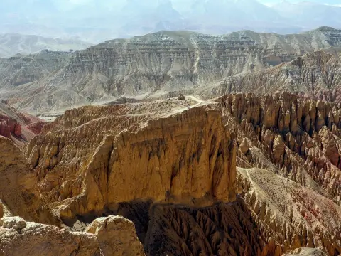 Upper Mustang Trekking